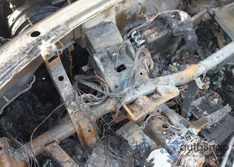 2001 Mercedes-Benz Clk 430 z USA, uszkodzony, nr VIN WDBLK70G61T061171